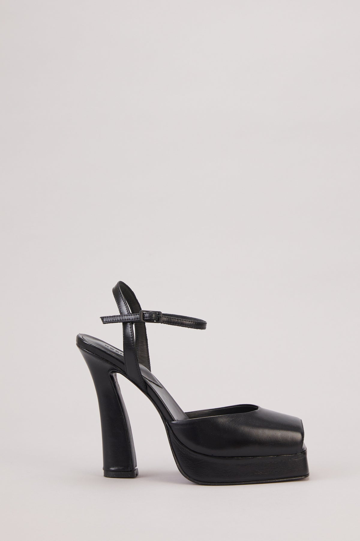 PLATAFORMA DE INTIMIDAD