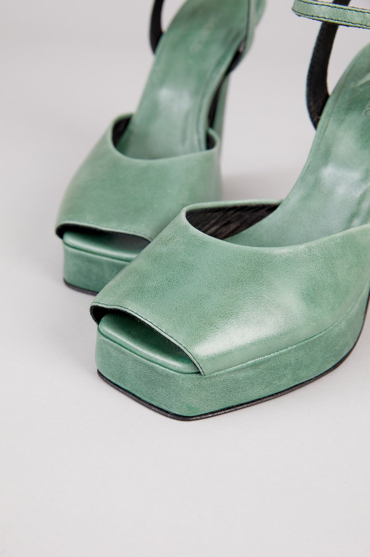 PLATAFORMA DE INTIMIDAD