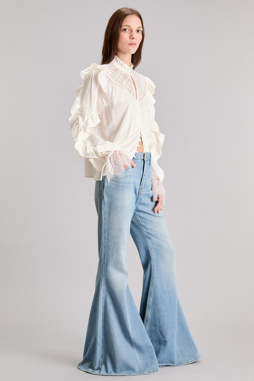 JEANS AZULES PREMIUM CON ACAMPANADA EXTREMA