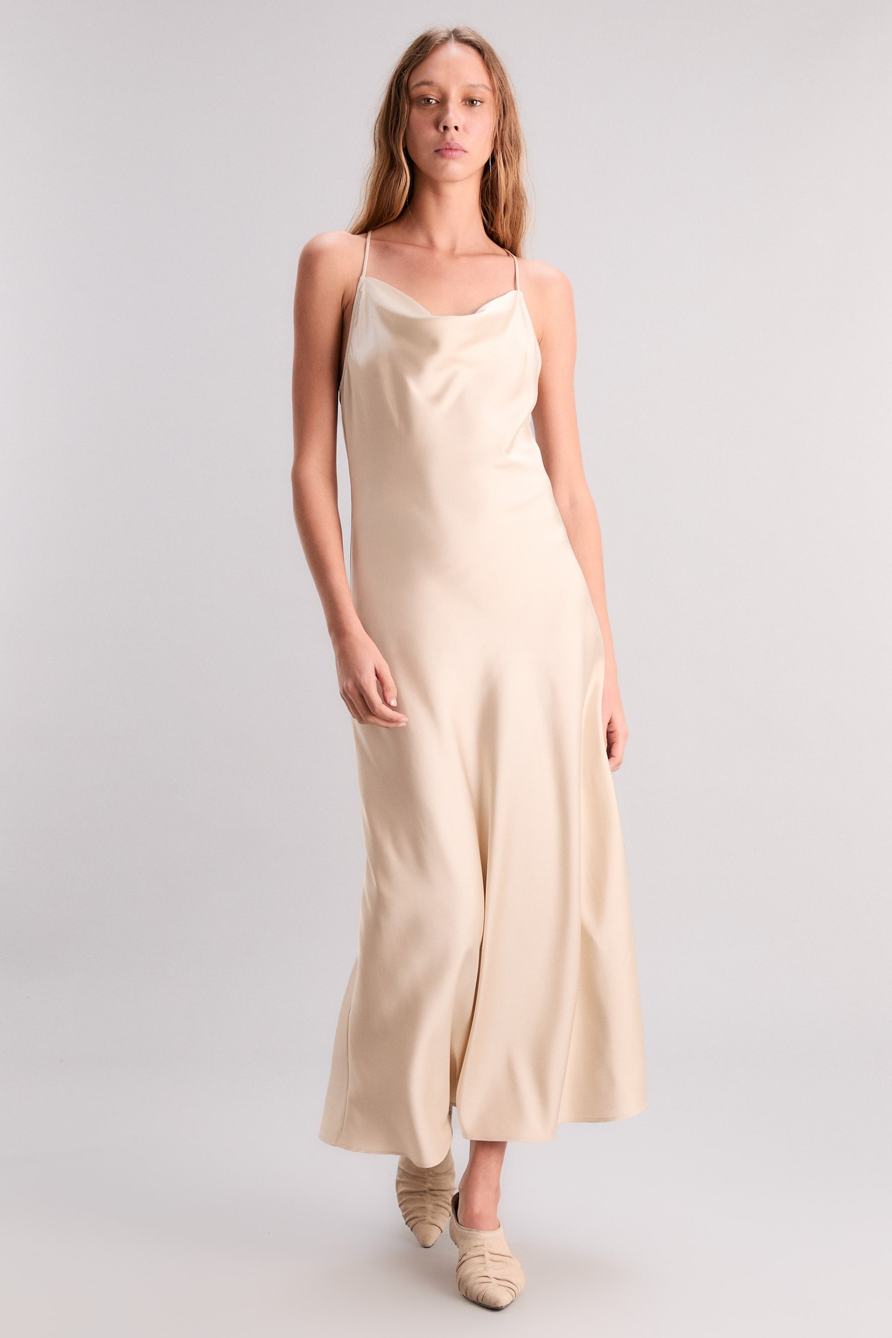 VESTIDO DE ESTA NOCHE