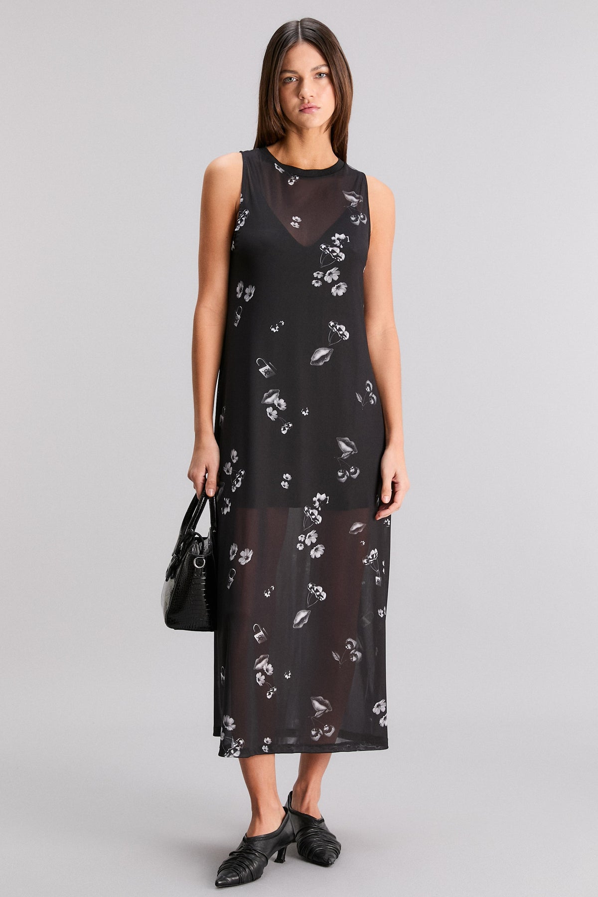 VESTIDO DE DESEO SILENCIADO