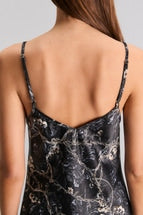 VESTIDO DE AMOR ESPINADO